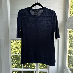 Ann Taylor 100% linen navy blue stretchy top short sleeves